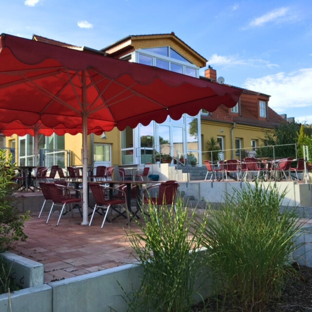 Filiale mit Cafe bei der Landbäckerei Kirstein aus Kloster Lehnin